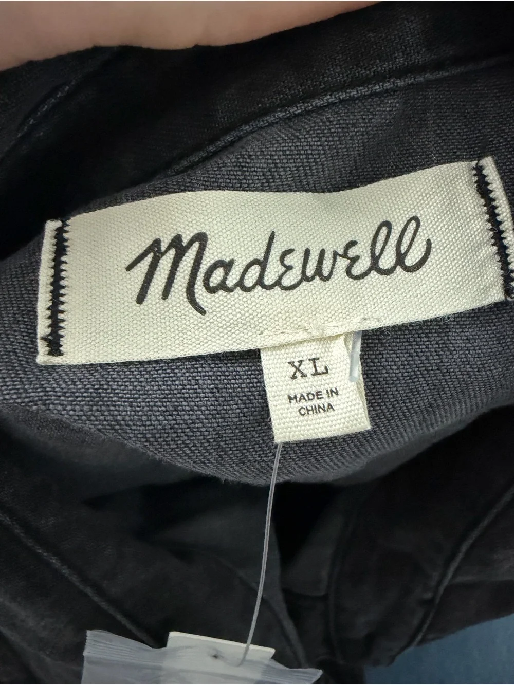 Madewell design shoulder